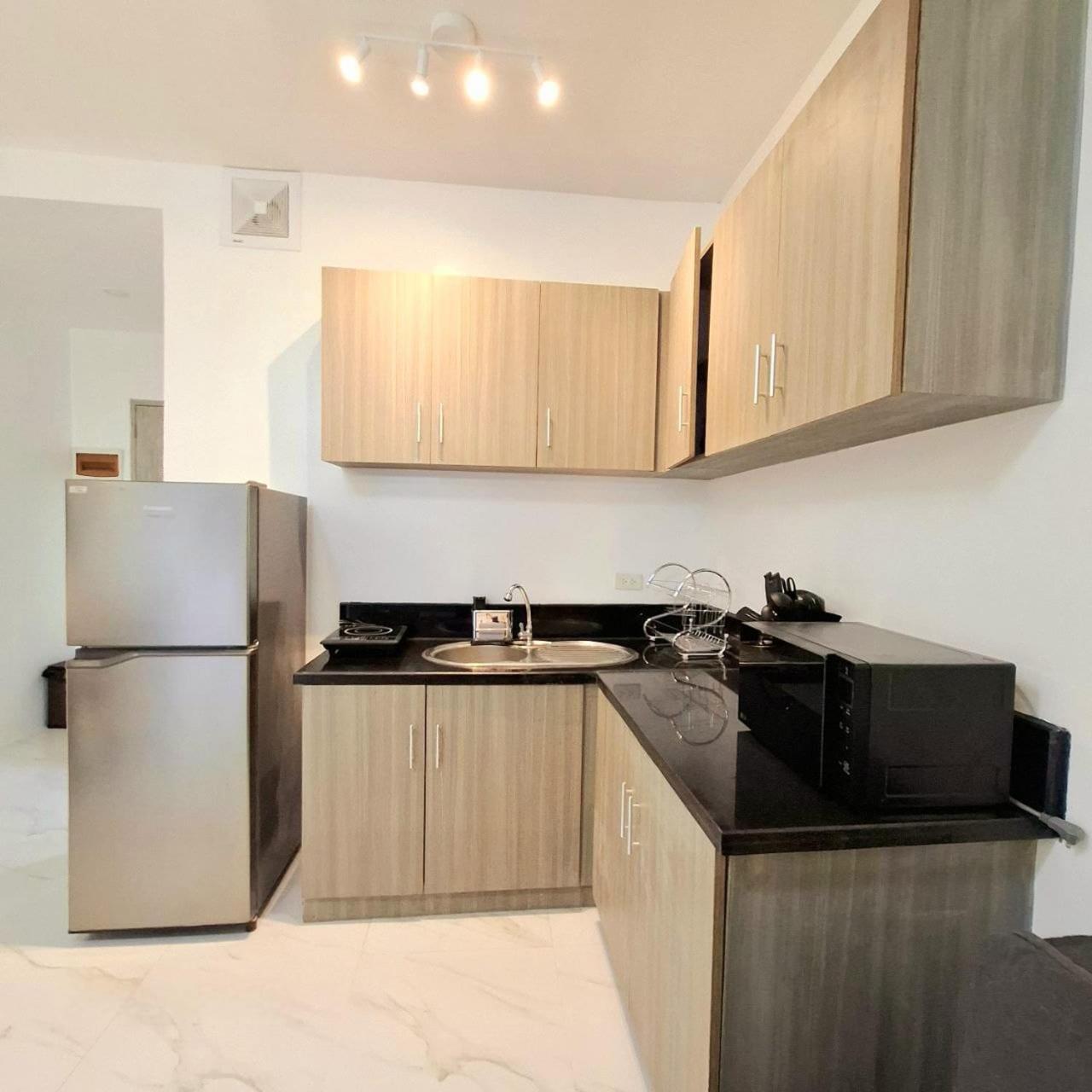 Manila Bayview Rental Zewnętrze zdjęcie